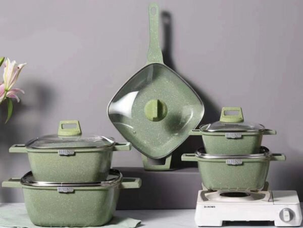 4-3.jpg Enamel Cookware Set with Lid
